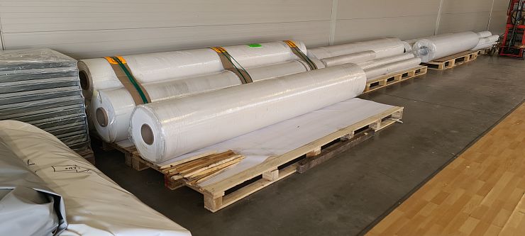 Opláštenie montovaných hál – krajčírstvo v priemyselnom meradle