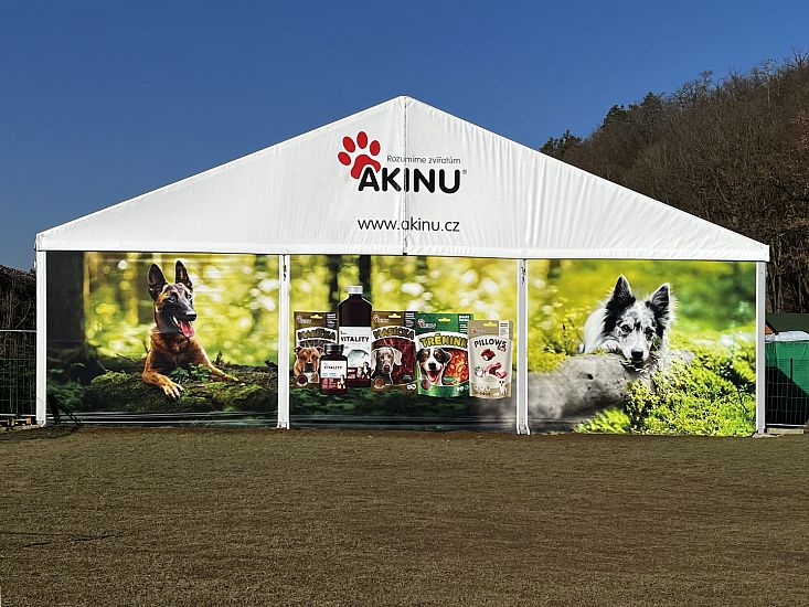 Potlač montovaných hál a stanov – kedy (ne)dáva zmysel