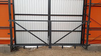 Jazdecká hala INSPRAV, spol. s r.o.