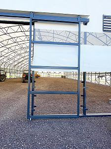 Jazdecká hala JO, Kněžmost