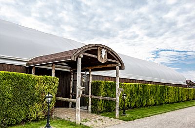 jazdecká hala Lucky Ranch, Reca SK